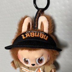 THE MONSTERS Wacky Mart 店員ラブブの画像