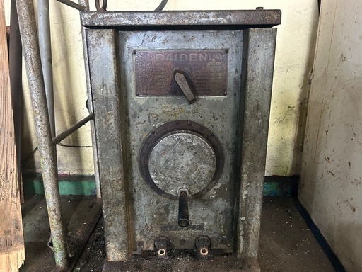 ダイデン 交流アーク溶接機 コンデンサ内蔵　200V  溶接機　溶接　DAIDEN 宮崎