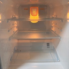 【動作良好 】国内メーカー
2ドア 冷蔵庫122 Lの画像