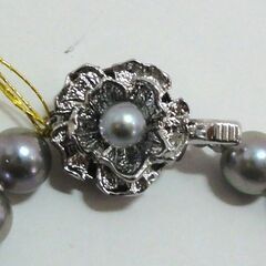 M0141 真珠 ネックレス 止め具部シルバー 6.5～7mm グレー系 42cm 中古品の画像