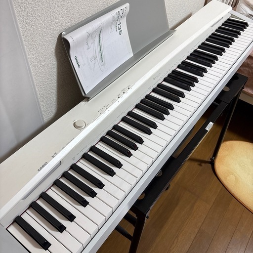 電子ピアノ CASIO PX-135