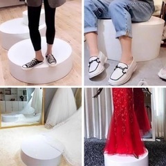 2個　円筒形のディスプレイベース、 木製の丸いウェディングドレスショップディスプレイプラットフォームの画像