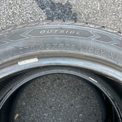 275/40R20,2021年,2本の画像