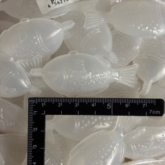 魚の形をした醤油容器（ランチャーム）特大の画像