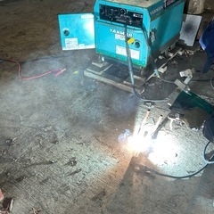 YANMAR ヤンマー 溶接・交流電源兼用機 ガソリンエンジン 50/60Hz YGW150SS
の画像