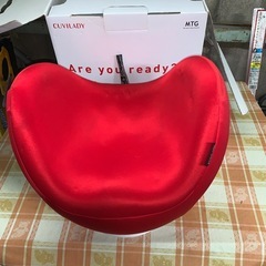 karaカラ　バランスチェア　 クビレディ CUVILADY の画像