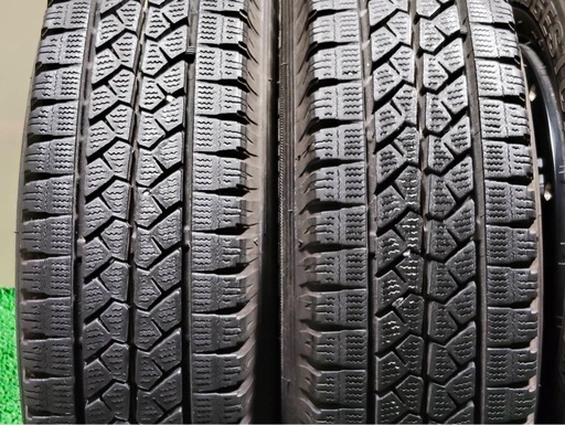ROADMAX 12インチ 4J ＋42 4穴 PCD100 ブリヂストン ブリザック VL1 145R12 LT 軽トラック バリ溝