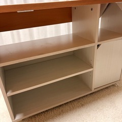 アイリスオーヤマ キッチンカウンター パソコンデスク 収納 キッチンワゴン 両扉付き 開閉自在のバタフライテーブル ダイニングテーブルの画像