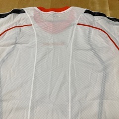 （大量断捨離中）バボラ誰かのサイン入りウェアお譲りする方決まりましたの画像