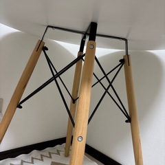ダイニングテーブル イームズの画像