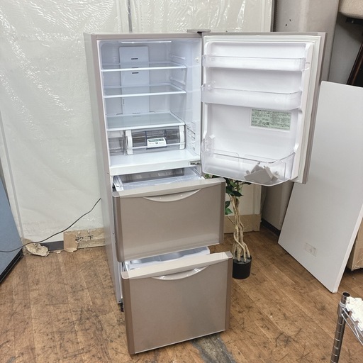 【?買取市場 6ヶ月保証 ジモティー限定特別価格】S166 ⭐ HITACHI ❘ 日立 3ドア冷蔵庫 （265L・右開き）16年製 