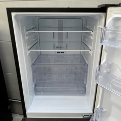 236⭐️2019年製★シャープ　冷蔵庫　大型　ブラウン　280L 一人暮らし の画像