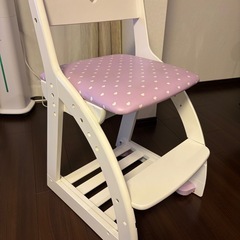 コイズミ学習机用　　椅子の画像