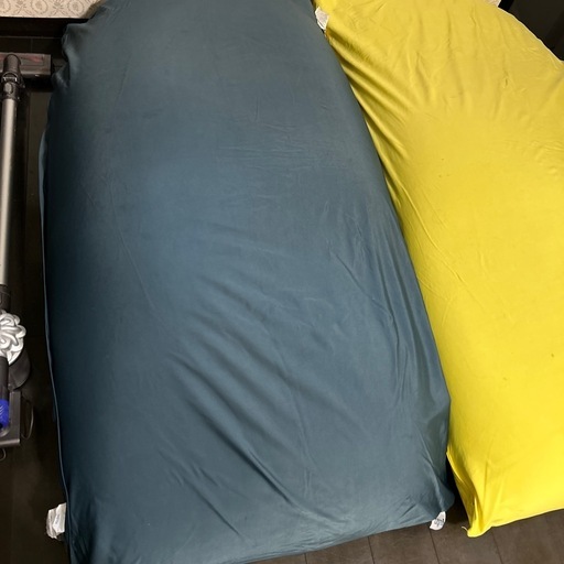 Yogibo MAX 
ヨギボーマックス　2個セット　　