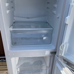 Bel様【金曜日　21時　商談中】冷蔵庫　YRZ-C12G2の画像