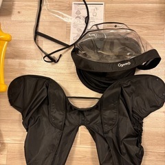 【格安】　ギュットクルーム　前チャイルドシート　純正レインカバー　セットの画像