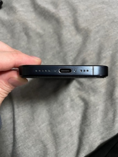 iPhone15 Pro 256GB バッテリー100%