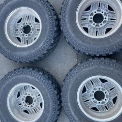 ランクル70純正ホイールタイヤセット16インチ の画像