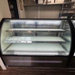 対面冷蔵ショーケースの画像