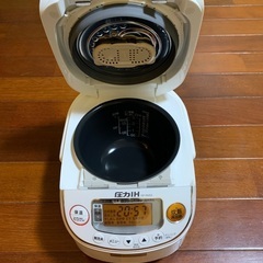 象印　炊飯器の画像