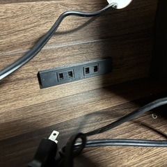 【ぼん家具 ゴミ箱上ラック／ウォールナット】コンセント付き・収納たっぷり✨の画像