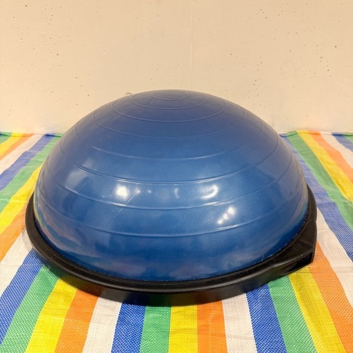【お譲り先決まりました！】【取りに来てくださる方】BOSU バランストレーナー