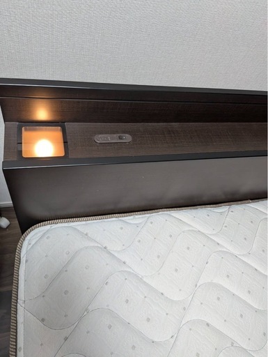 TOKYO BED ワイドダブルベッド　マットレス　　　ムートン調敷きパッド