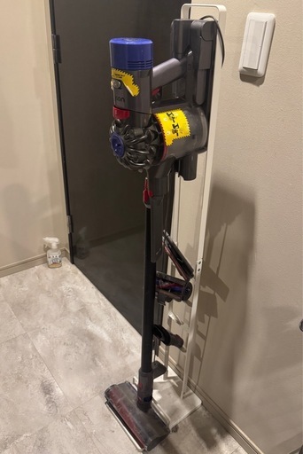 Dyson V8 Fluffy コードレス掃除機