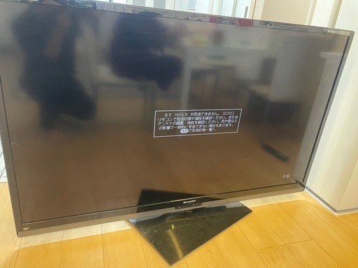 SHARP製 AQUOS 60V型液晶テレビ