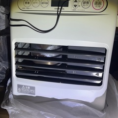 石油ファンヒーターの画像