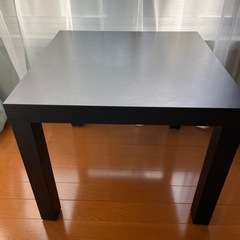 IKEAテーブル
の画像