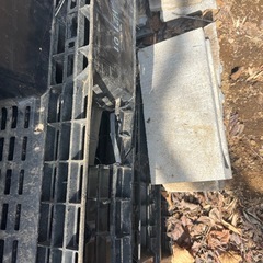 プラスチックパレット 黒 残り7枚 3/15まで期間限定の画像