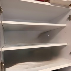 食器棚の画像