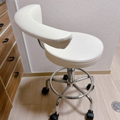 キャスター付き折りたたみテーブルの画像