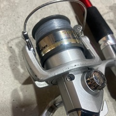 釣竿とリールと竿おき　まとめてセットの画像