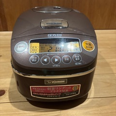 圧力IH 象印　NP-BB10 炊飯器の画像