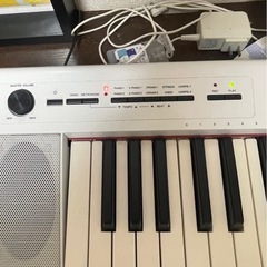 ヤマハの電子ピアノの画像