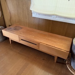 テレビ台の画像