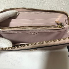 トリーバーチ本革長財布の画像