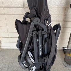 クールキッズベビーカー　の画像