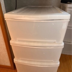 透明　洋服ダンス　　大の画像