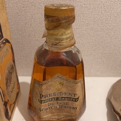 オールドボトル　お酒の画像