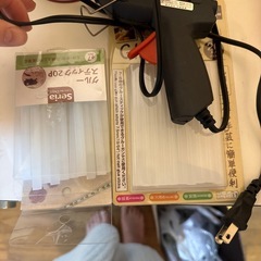 グルーガンとグルーの画像