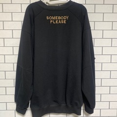 ❤️ロゴ英字トップス 男女兼用〇の画像