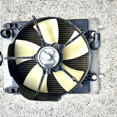 スズキ　キャリーラジエーターの画像