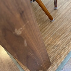 ダイニングテーブルの画像