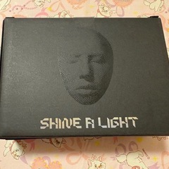 【美品】【初回生産限定】G-DRAGON shine a light アルバムの画像