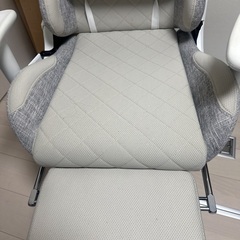 ゲーミングチェア　の画像