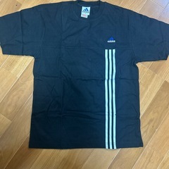 新品未使用、アディダスTシャツLサイズの画像