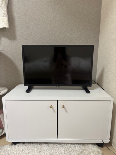 【まとめ買い割引】【2年前に購入、状態良好】24インチテレビとテレビ台